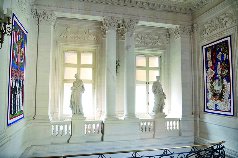 Deux tapisseries commandées à l'occasion du centenaire du Palais Cambon