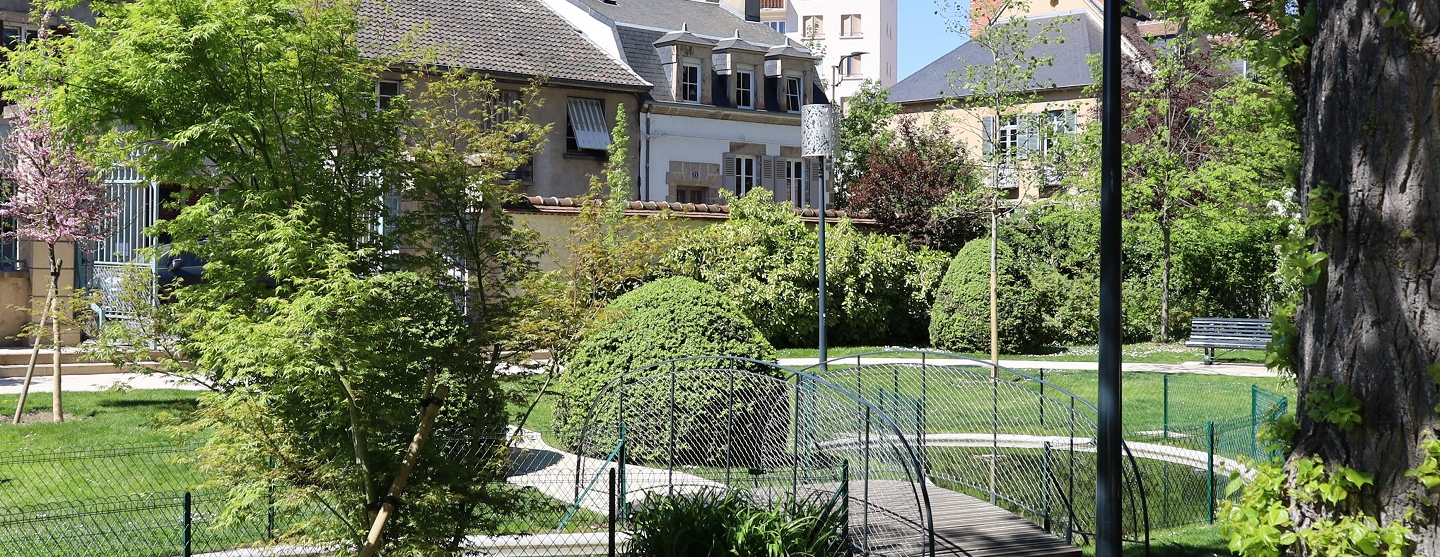 Le jardin Bas Mal Coiffee à Moulins